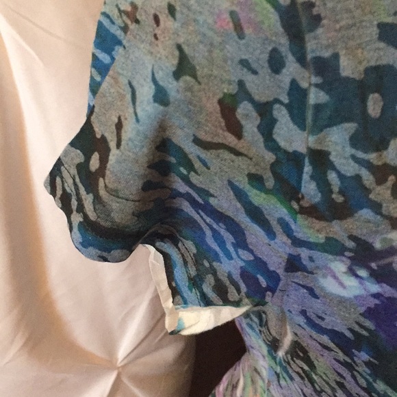 Adorable multi colored T-shirt size large new - Picture 3 of 7